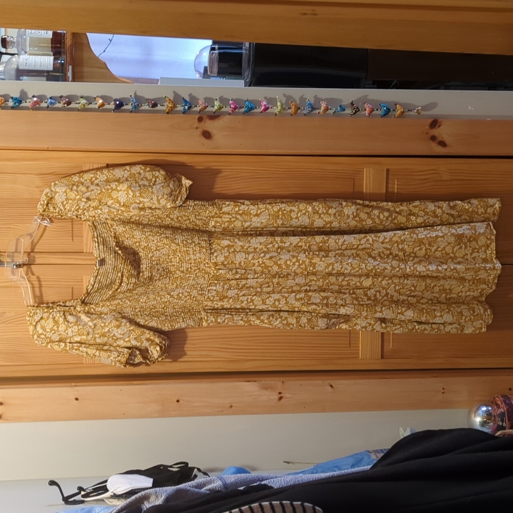 Old navy yellow floral dress